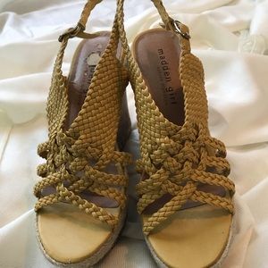 Madden Girl Yellow Wedge 6